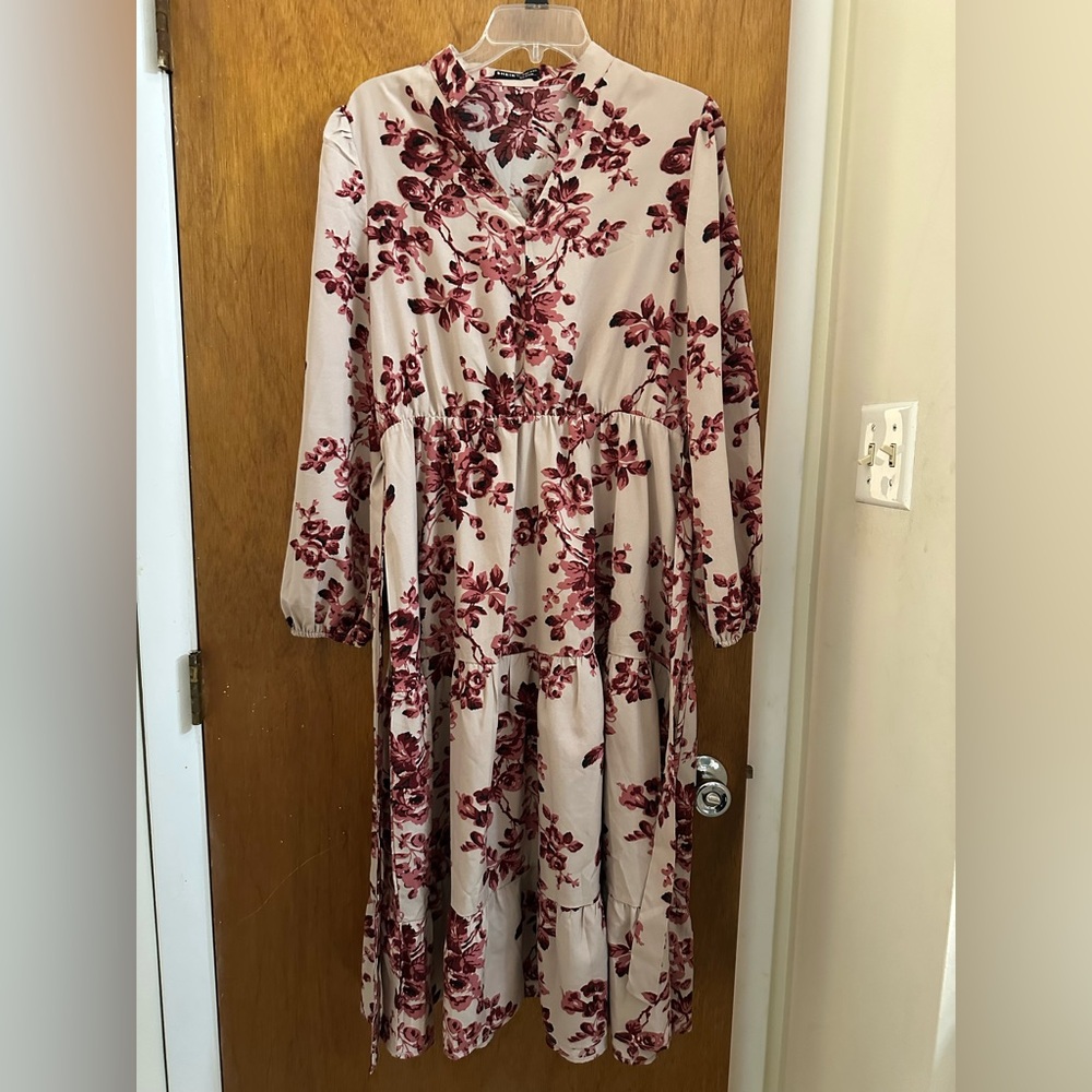 SHEIN Burgundy Floral Long Sleeve Dress